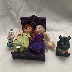 Disney Frozen 2 Petite Anna & Elsa Doll Lullaby Set with Singing Bed EUC